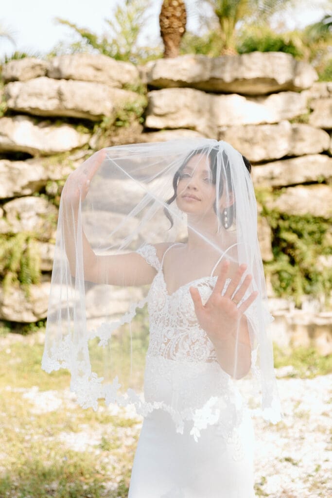 Venice florida private residence wedding bride portrait nikki b photo.jpg00005