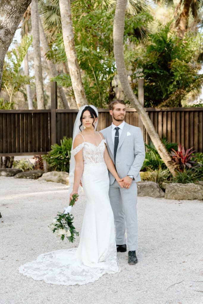 Venice florida private residence wedding couple portrait nikki b photo.jpg00010