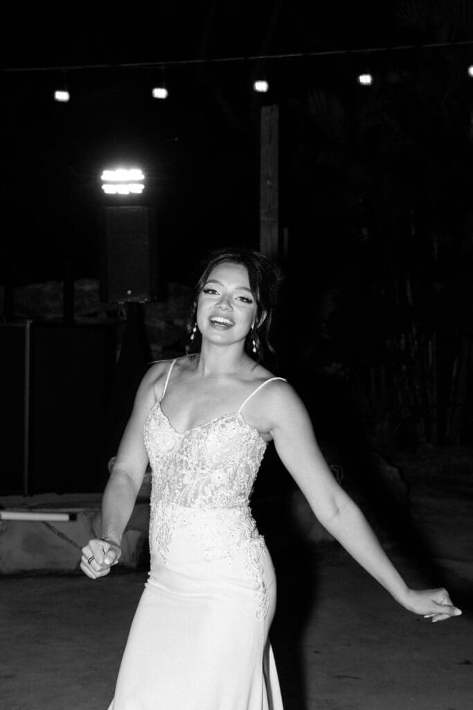 Venice florida private residence wedding couple portrait nikki b photo.jpg00020