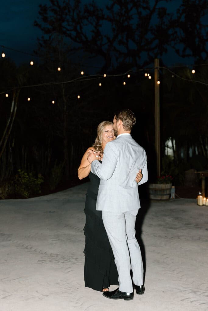 Venice florida wedding details private residence nikki b photo.jpg00014